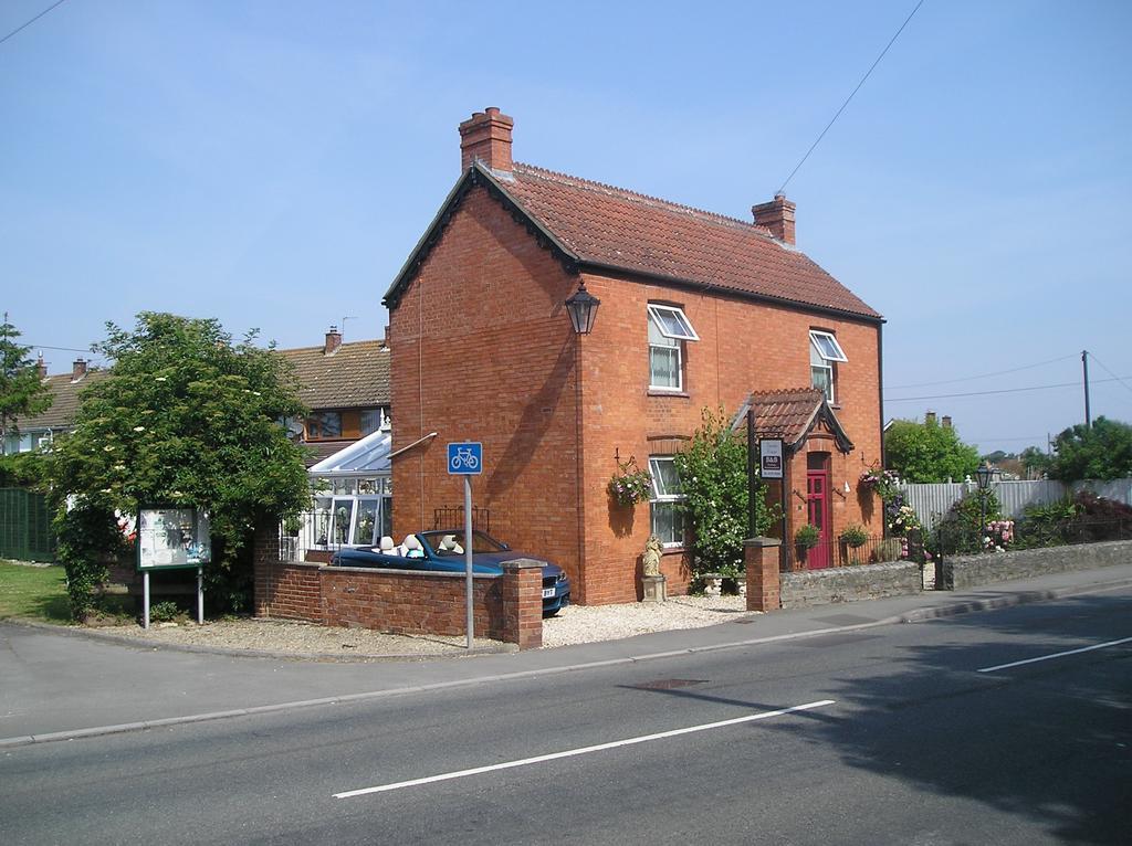 Benton House Bed & Breakfast Huntspill Exterior photo